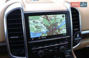 Внедорожник / Кроссовер Porsche Cayenne 2013 в 