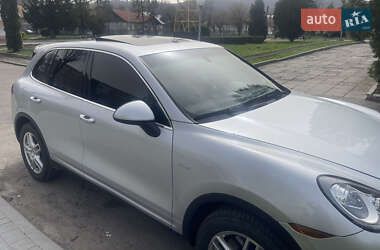 Внедорожник / Кроссовер Porsche Cayenne 2013 в 