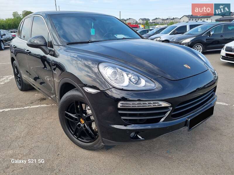 Внедорожник / Кроссовер Porsche Cayenne 2013 в Ровно
