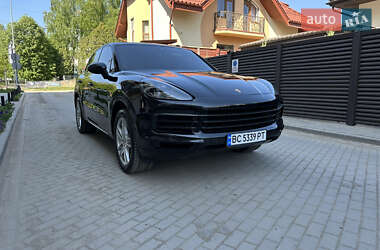 Позашляховик / Кросовер Porsche Cayenne 2019 в 