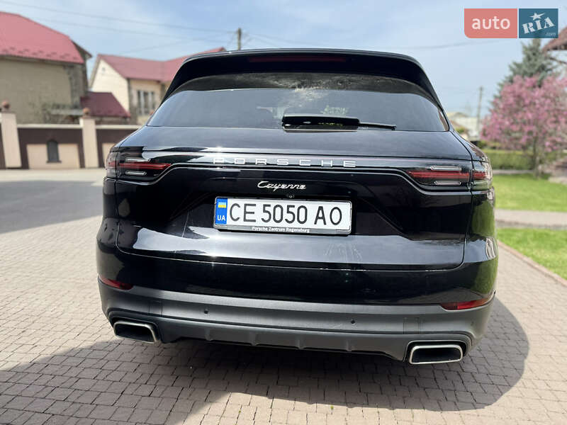 Внедорожник / Кроссовер Porsche Cayenne 2018 в Черновцах