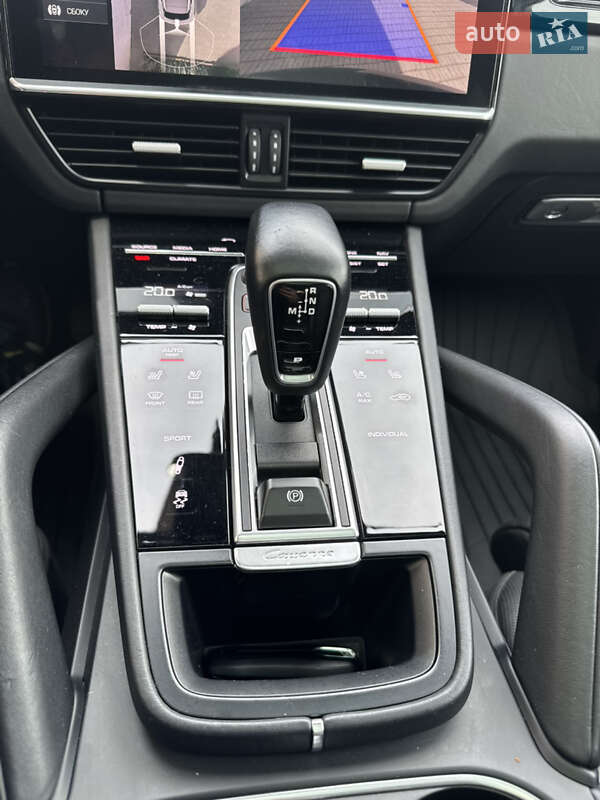 Внедорожник / Кроссовер Porsche Cayenne 2018 в Черновцах