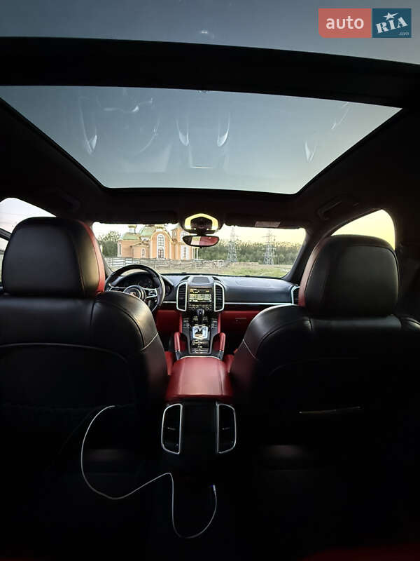 Внедорожник / Кроссовер Porsche Cayenne 2015 в Виннице