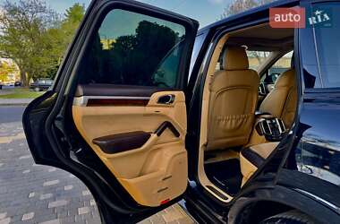 Внедорожник / Кроссовер Porsche Cayenne 2013 в 
