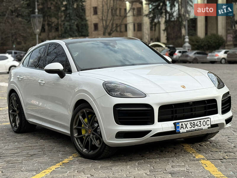 Внедорожник / Кроссовер Porsche Cayenne 2019 в 