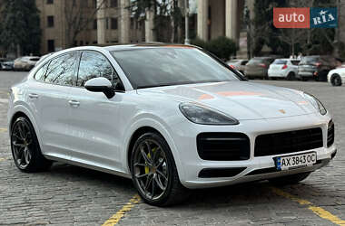 Внедорожник / Кроссовер Porsche Cayenne 2019 в 