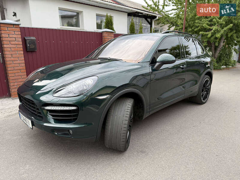 Позашляховик / Кросовер Porsche Cayenne 2013 в Києві
