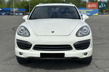 Внедорожник / Кроссовер Porsche Cayenne 2011 в 