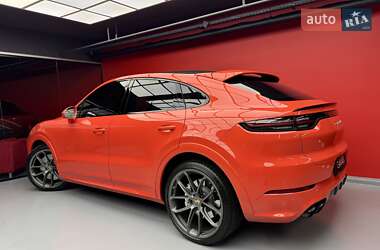 Внедорожник / Кроссовер Porsche Cayenne 2019 в 