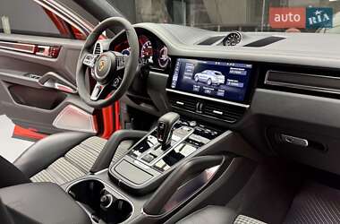 Внедорожник / Кроссовер Porsche Cayenne 2019 в 