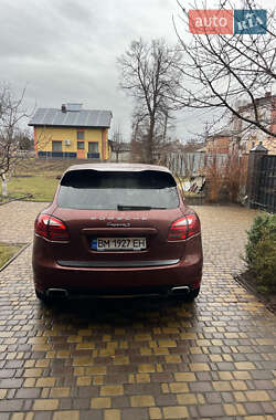 Внедорожник / Кроссовер Porsche Cayenne 2011 в 
