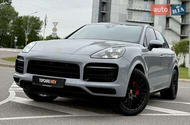 Позашляховик / Кросовер Porsche Cayenne 2018 в 