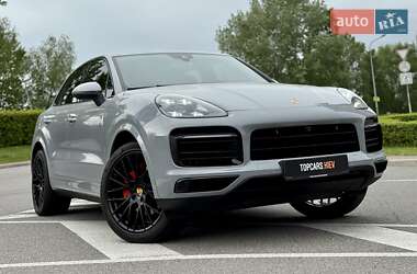Позашляховик / Кросовер Porsche Cayenne 2018 в 