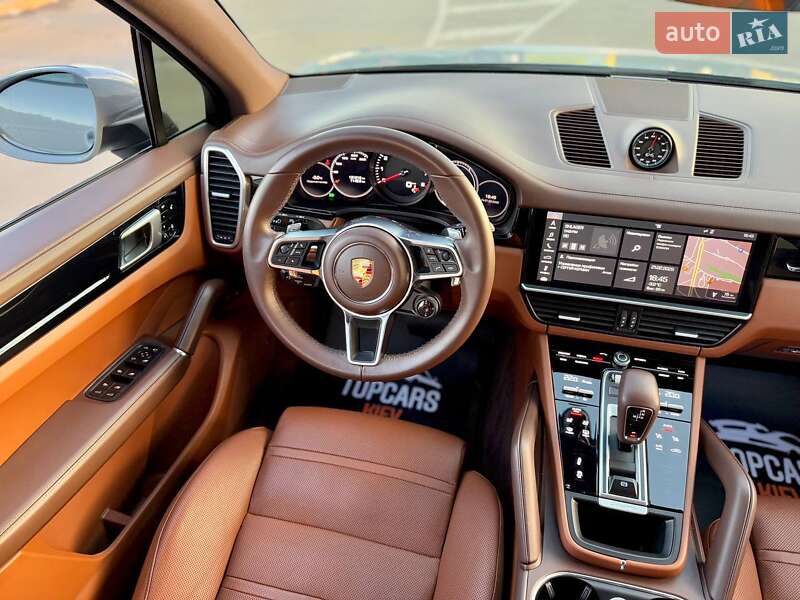 Внедорожник / Кроссовер Porsche Cayenne 2018 в Киеве