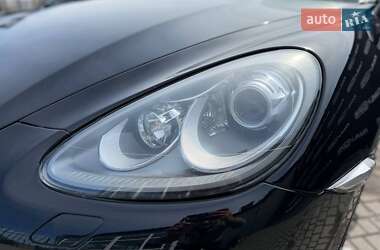 Внедорожник / Кроссовер Porsche Cayenne 2013 в 