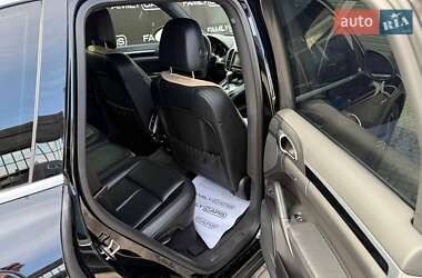 Внедорожник / Кроссовер Porsche Cayenne 2013 в 