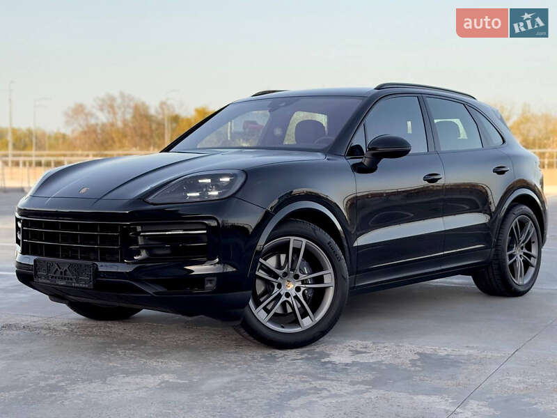 Внедорожник / Кроссовер Porsche Cayenne 2023 в Киеве