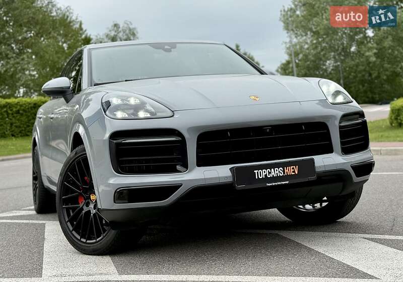 Внедорожник / Кроссовер Porsche Cayenne 2018 в Киеве