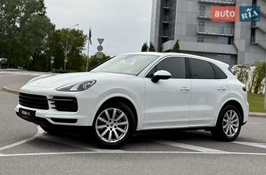 Внедорожник / Кроссовер Porsche Cayenne 2020 в 