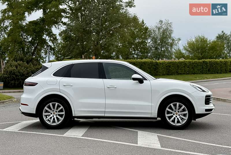 Позашляховик / Кросовер Porsche Cayenne 2020 в Києві