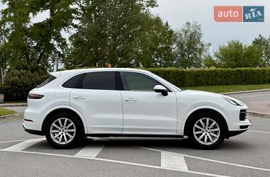 Внедорожник / Кроссовер Porsche Cayenne 2020 в 