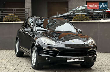 Позашляховик / Кросовер Porsche Cayenne 2011 в Івано-Франківську