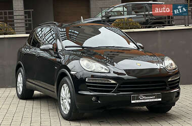Внедорожник / Кроссовер Porsche Cayenne 2011 в 