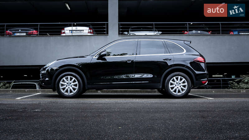 Позашляховик / Кросовер Porsche Cayenne 2013 в Львові
