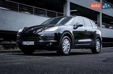 Внедорожник / Кроссовер Porsche Cayenne 2013 в Львове