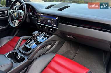 Позашляховик / Кросовер Porsche Cayenne 2022 в 