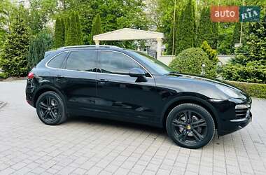 Внедорожник / Кроссовер Porsche Cayenne 2010 в 