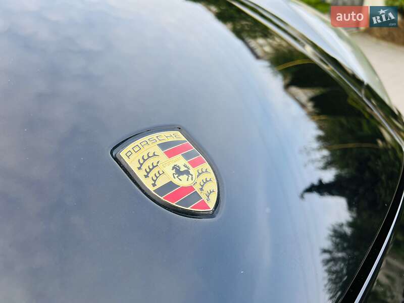 Позашляховик / Кросовер Porsche Cayenne 2010 в Хмельницькому