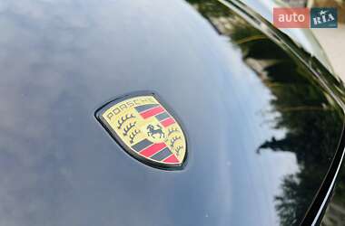 Внедорожник / Кроссовер Porsche Cayenne 2010 в 