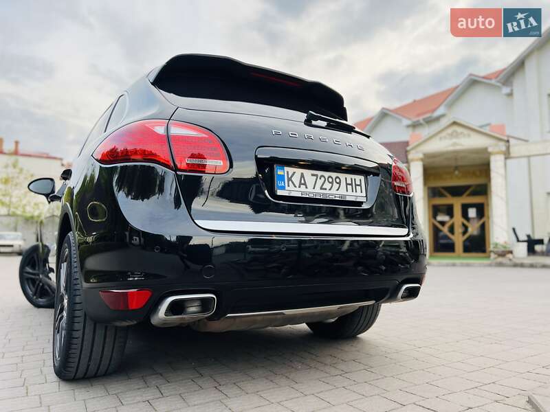 Позашляховик / Кросовер Porsche Cayenne 2010 в Хмельницькому