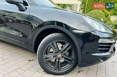 Внедорожник / Кроссовер Porsche Cayenne 2010 в 