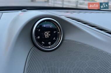 Внедорожник / Кроссовер Porsche Cayenne 2010 в 