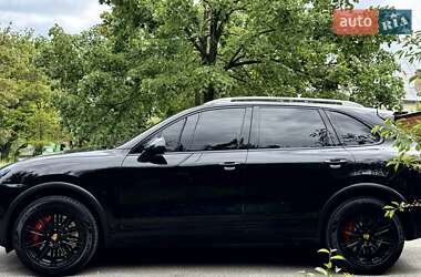 Позашляховик / Кросовер Porsche Cayenne 2010 в 