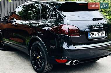 Позашляховик / Кросовер Porsche Cayenne 2010 в 