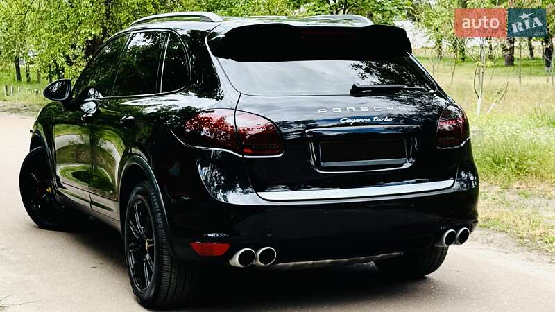 Внедорожник / Кроссовер Porsche Cayenne 2010 в Киеве