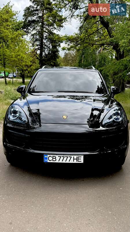 Внедорожник / Кроссовер Porsche Cayenne 2010 в Киеве