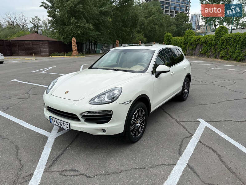 Внедорожник / Кроссовер Porsche Cayenne 2010 в Днепре