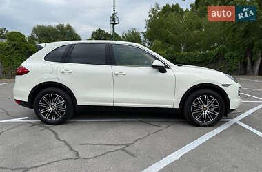 Позашляховик / Кросовер Porsche Cayenne 2010 в 