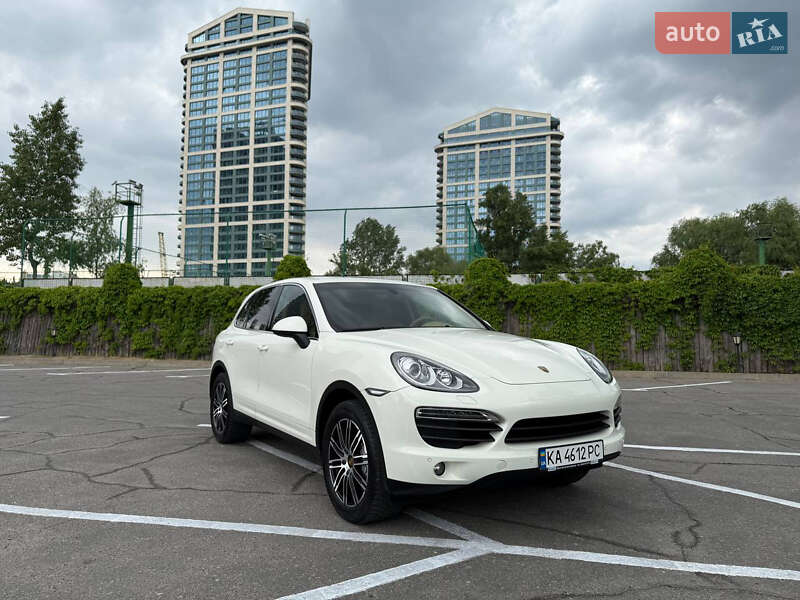 Внедорожник / Кроссовер Porsche Cayenne 2010 в Днепре