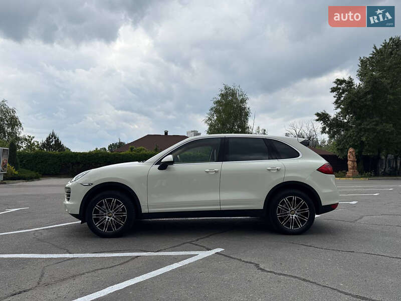 Внедорожник / Кроссовер Porsche Cayenne 2010 в Днепре