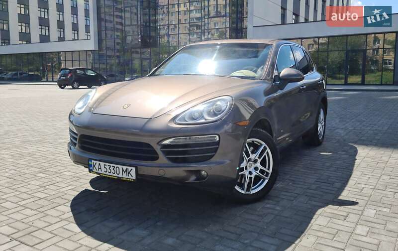 Внедорожник / Кроссовер Porsche Cayenne 2014 в Днепре