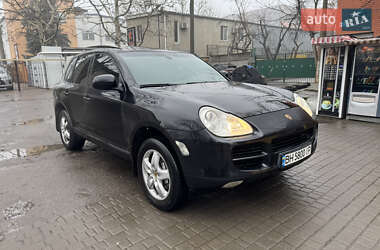 Позашляховик / Кросовер Porsche Cayenne 2004 в 