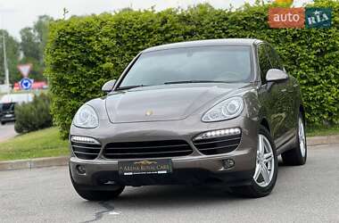 Внедорожник / Кроссовер Porsche Cayenne 2011 в 