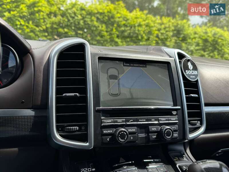 Внедорожник / Кроссовер Porsche Cayenne 2011 в Киеве