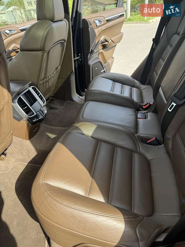 Внедорожник / Кроссовер Porsche Cayenne 2015 в Житомире фото 21 Внедорожник / Кроссовер Porsche Cayenne 2015 в Житомире