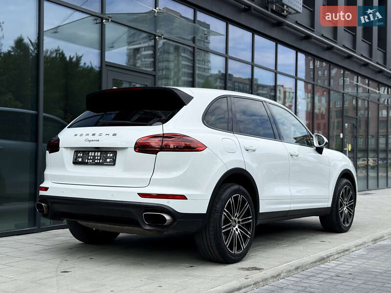 Позашляховик / Кросовер Porsche Cayenne 2015 в Львові фото 12 Позашляховик / Кросовер Porsche Cayenne 2015 в Львові